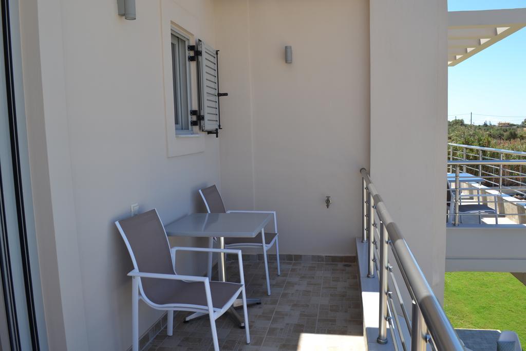 Edem Suites Marathopoli Exterior photo