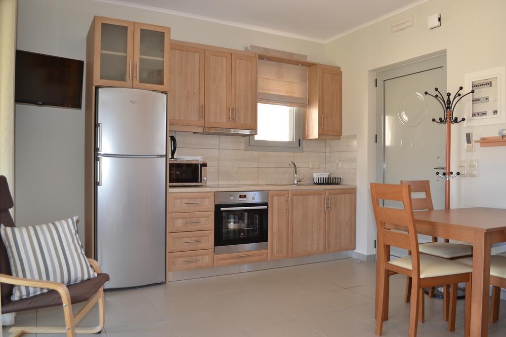 Edem Suites Marathopoli Exterior photo