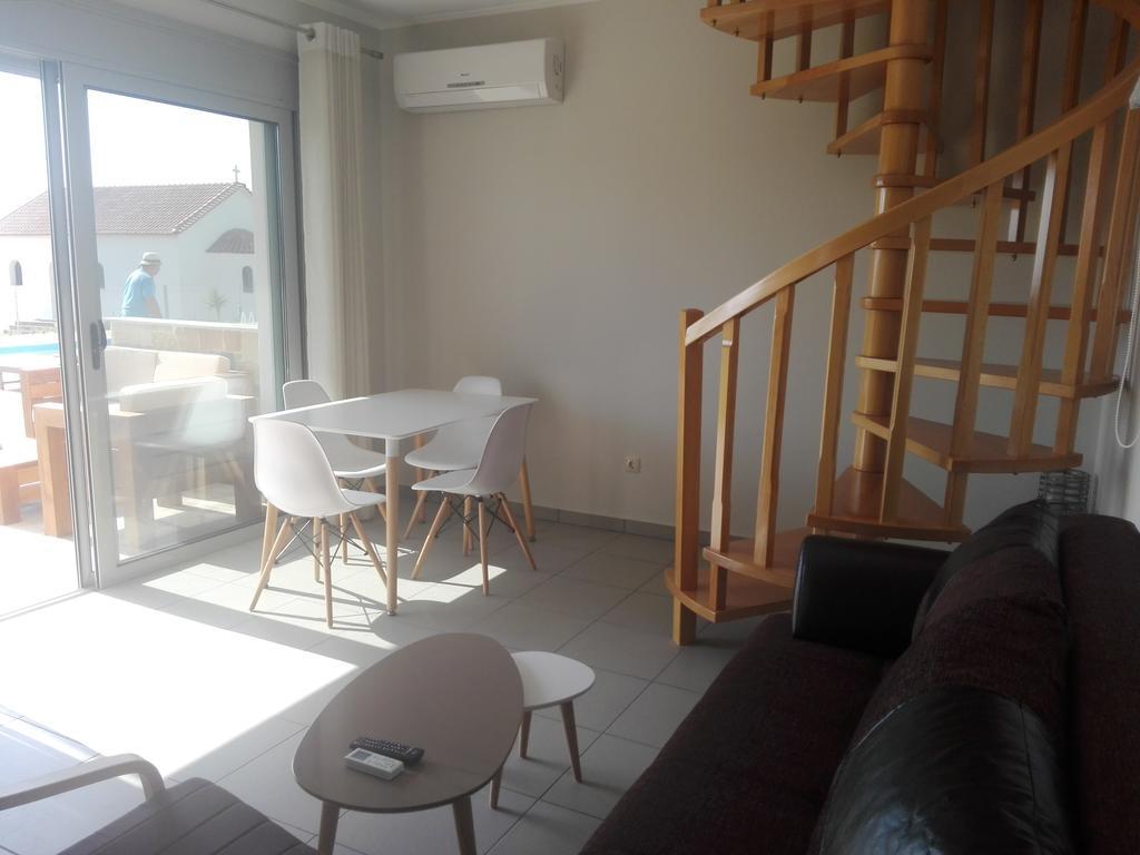 Edem Suites Marathopoli Exterior photo