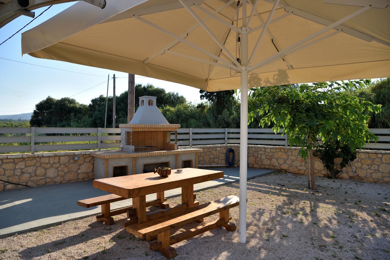 Edem Suites Marathopoli Exterior photo